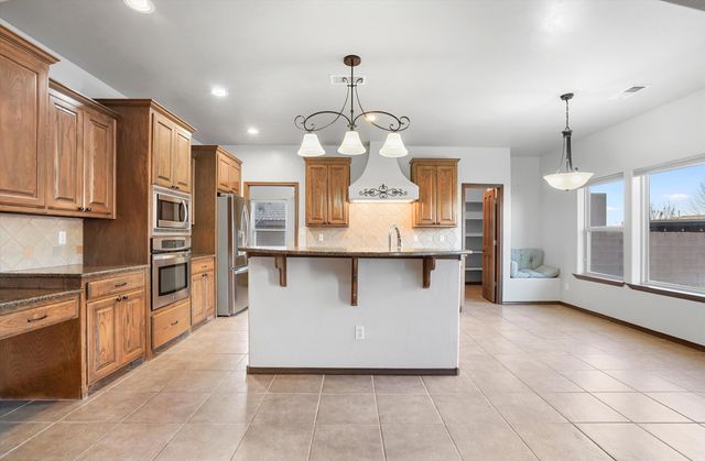 2821 Cedro Lane SE, Rio Rancho, NM 87124