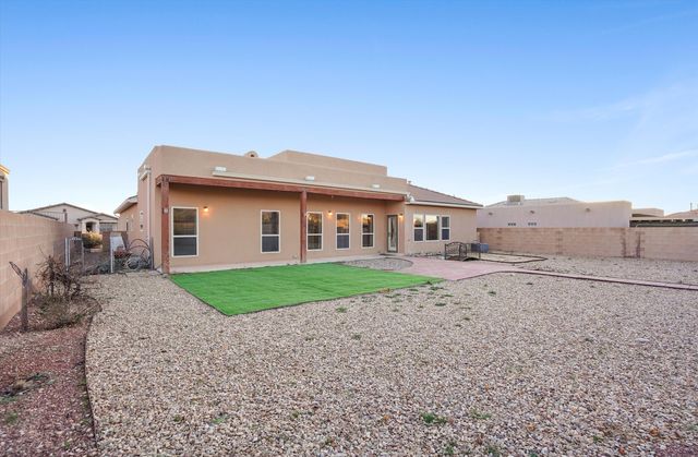 2821 Cedro Lane SE, Rio Rancho, NM 87124