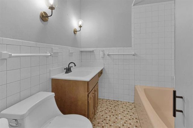 1811 Pendleton Avenue, Kansas City, MO 64124