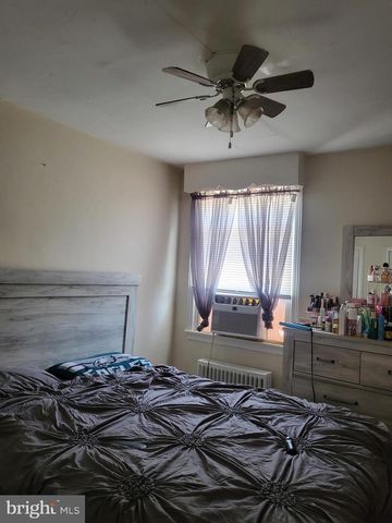 1037 FANSHAWE ST, Philadelphia, PA 19111