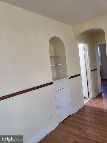 1037 FANSHAWE ST, Philadelphia, PA 19111