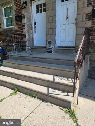 1037 FANSHAWE ST, Philadelphia, PA 19111