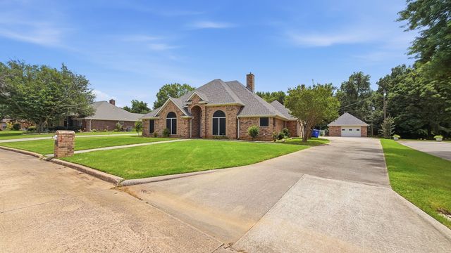 2412 Jolinda Lane, Whitesboro, TX 76273
