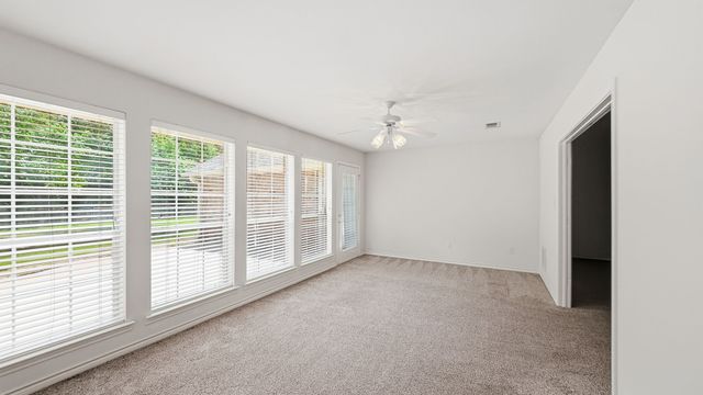 2412 Jolinda Lane, Whitesboro, TX 76273