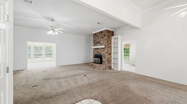 2412 Jolinda Lane, Whitesboro, TX 76273