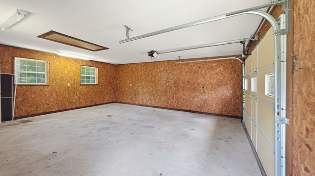 2412 Jolinda Lane, Whitesboro, TX 76273
