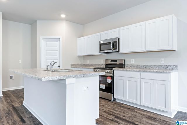 335 JEMISON TRAILS DRIVE, Jemison, AL 35085