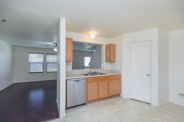 3402 Dartmouth Field Lane, Fresno, TX 77545