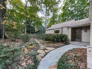 3771 Club NW Drive, Kennesaw, GA 30144
