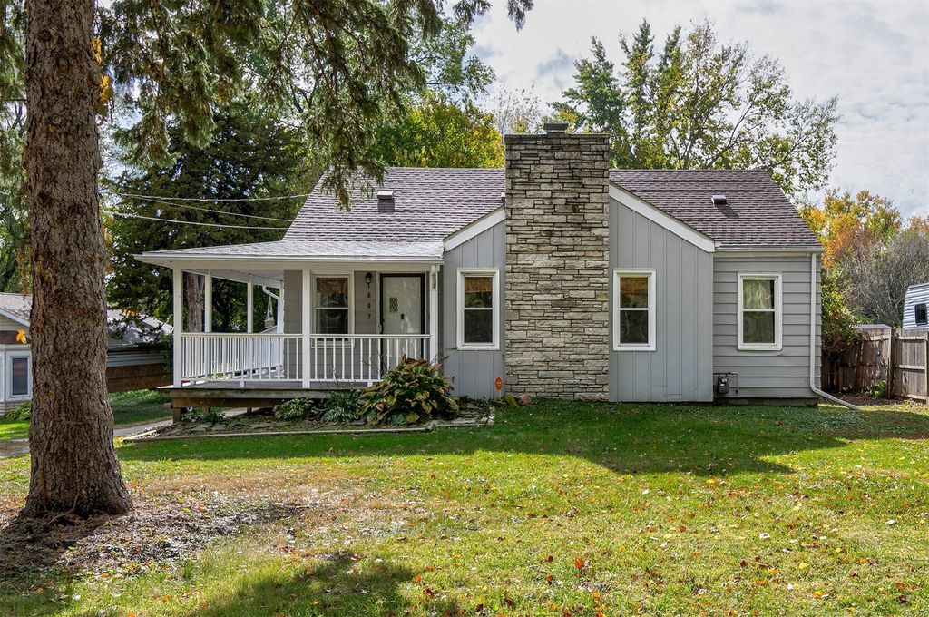 1607 Pioneer Road, Des Moines, IA 50320