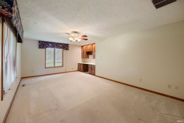 1309 Lea Court, Frankfort, IN 46041