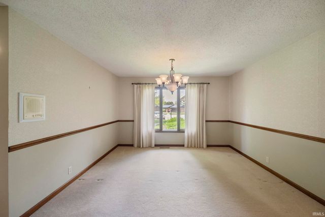 1309 Lea Court, Frankfort, IN 46041