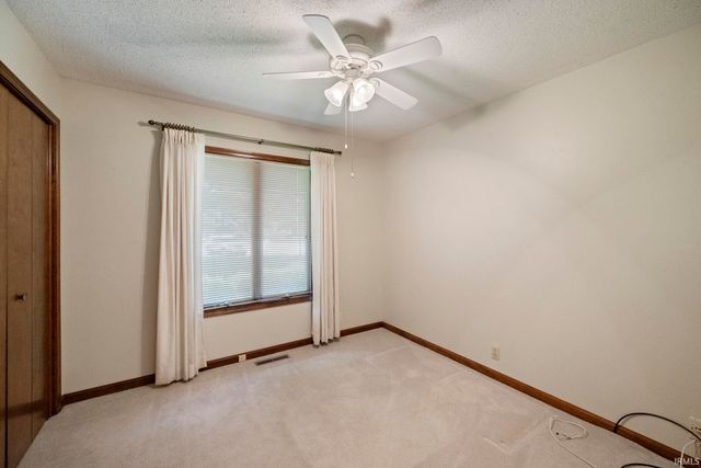 1309 Lea Court, Frankfort, IN 46041