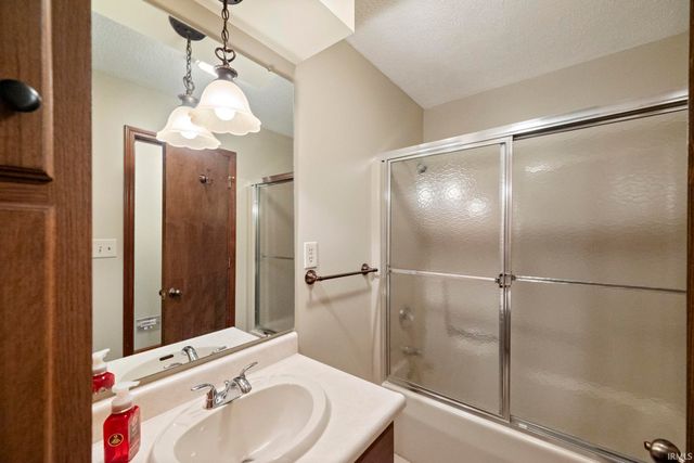 1309 Lea Court, Frankfort, IN 46041