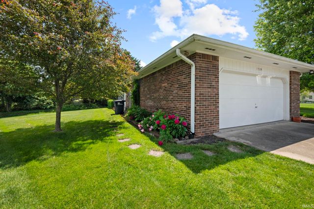 1309 Lea Court, Frankfort, IN 46041