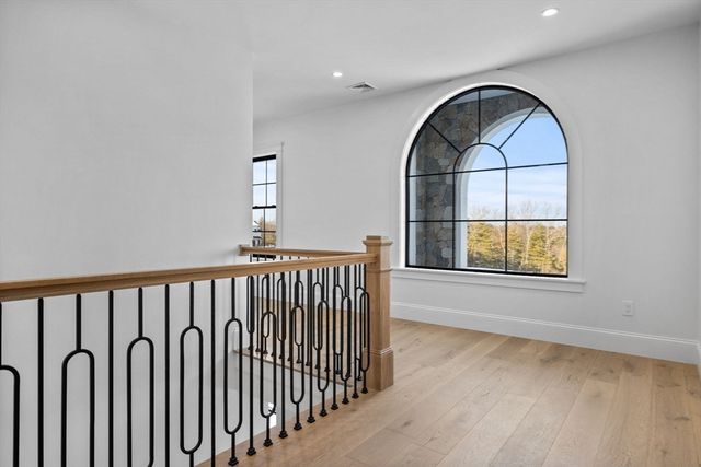 12 Couture Way, Middleton, MA 01949