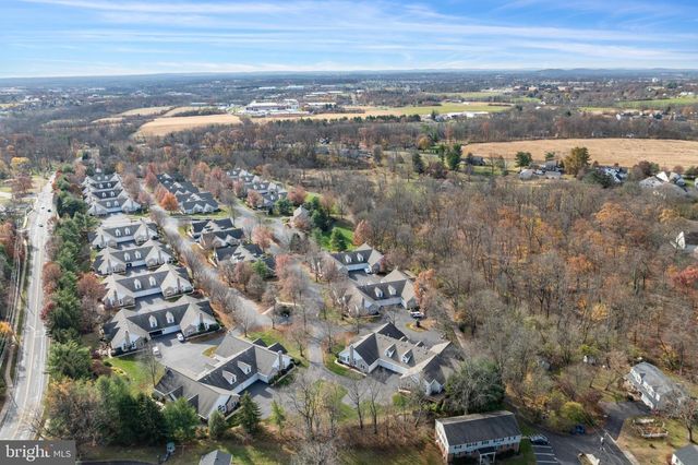 124 HOLLYBUSH CIR, Souderton, PA 18964