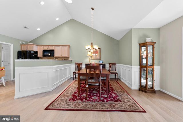 124 HOLLYBUSH CIR, Souderton, PA 18964