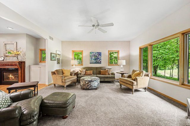 2515 Southwoods Trail, Ann Arbor, MI 48108