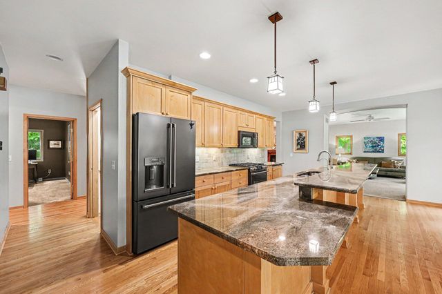 2515 Southwoods Trail, Ann Arbor, MI 48108