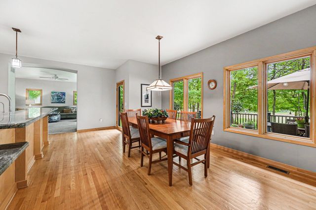 2515 Southwoods Trail, Ann Arbor, MI 48108