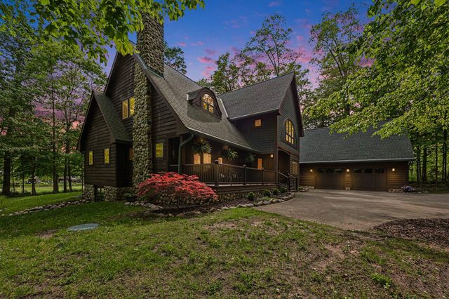 2515 Southwoods Trail, Ann Arbor, MI 48108