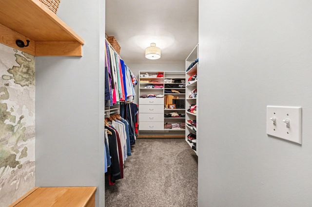 2515 Southwoods Trail, Ann Arbor, MI 48108