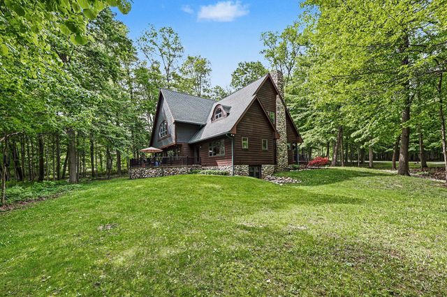 2515 Southwoods Trail, Ann Arbor, MI 48108