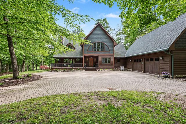 2515 Southwoods Trail, Ann Arbor, MI 48108