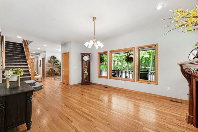 2515 Southwoods Trail, Ann Arbor, MI 48108