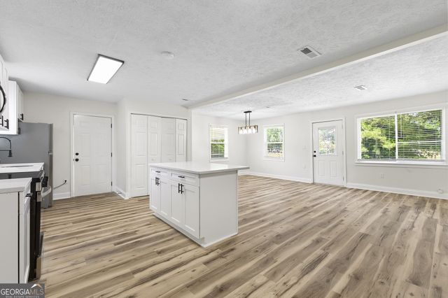 237 Suzanne Drive, Warner Robins, GA 31093