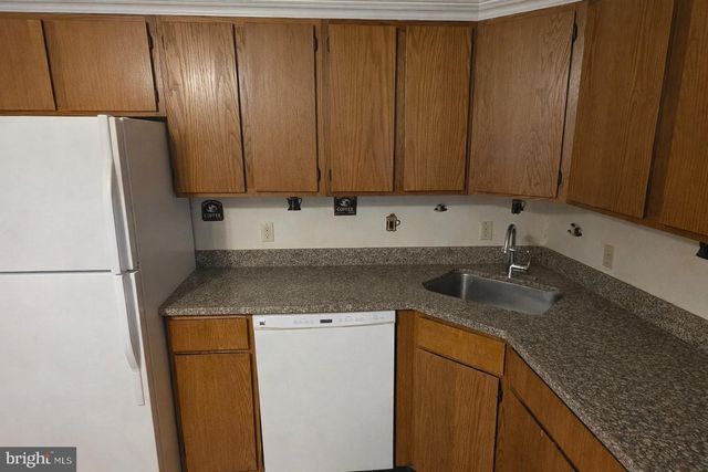 71 MATTIX RUN, Absecon, NJ 08205