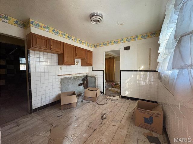 4414 Dryden Avenue, St Louis, MO 63115