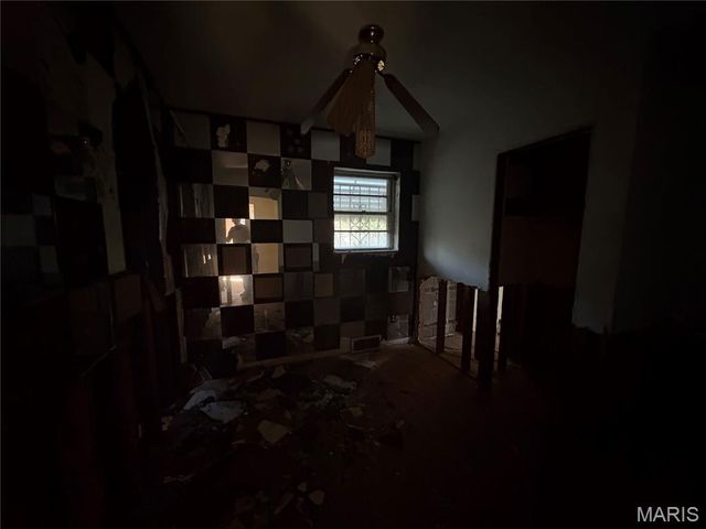 4414 Dryden Avenue, St Louis, MO 63115