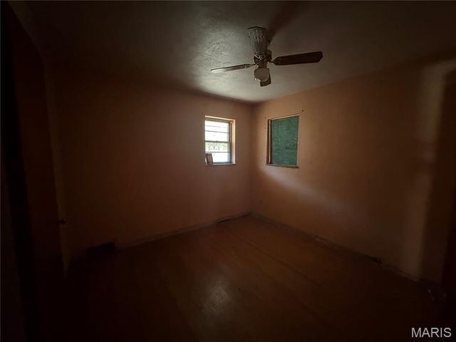 4414 Dryden Avenue, St Louis, MO 63115