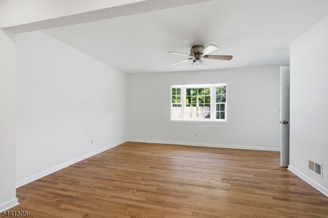 52 Hamilton St, Madison Boro, NJ 07940
