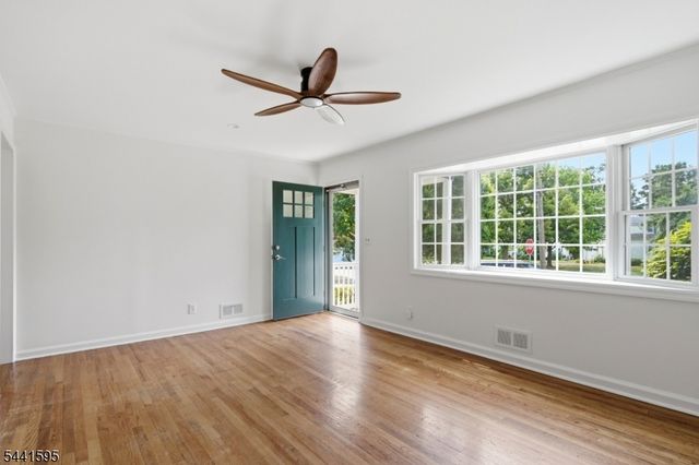 52 Hamilton St, Madison Boro, NJ 07940