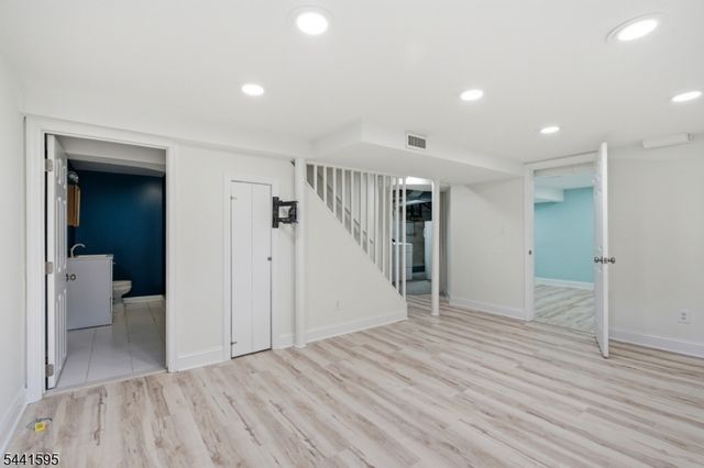 52 Hamilton St, Madison Boro, NJ 07940