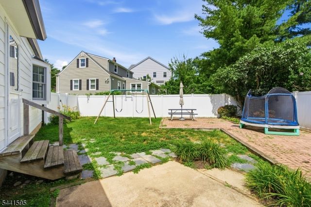 52 Hamilton St, Madison Boro, NJ 07940