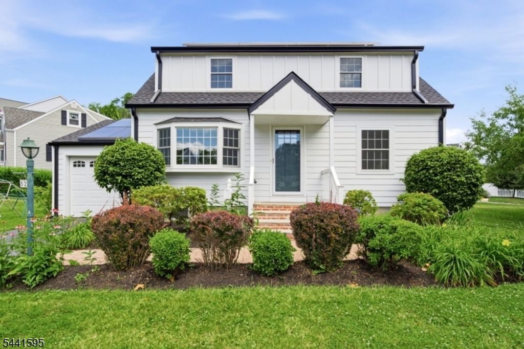 52 Hamilton St, Madison Boro, NJ 07940