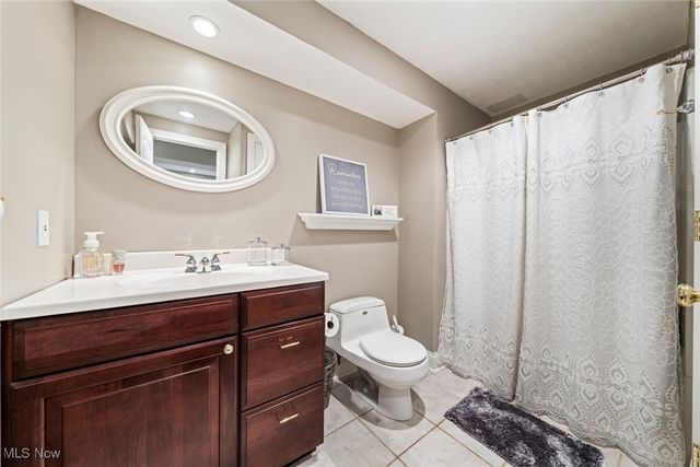 34270 Crown Colony Drive, Avon, OH 44011