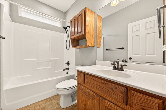 24 Kirby Drive, Bella Vista, AR 72714