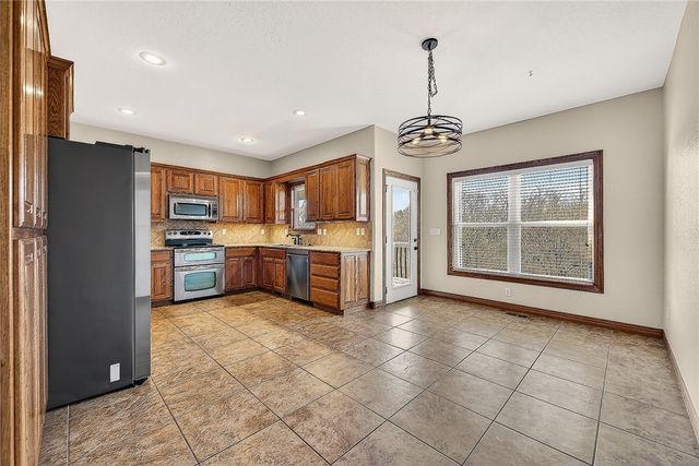 24 Kirby Drive, Bella Vista, AR 72714