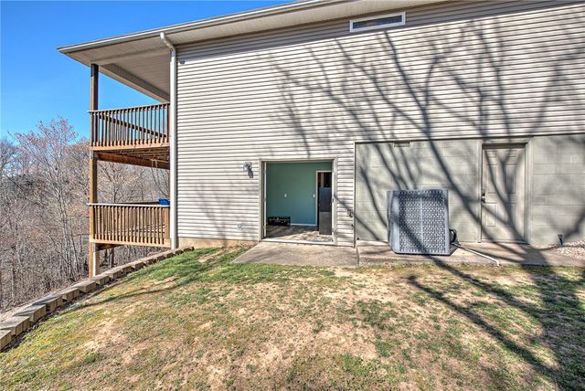 24 Kirby Drive, Bella Vista, AR 72714