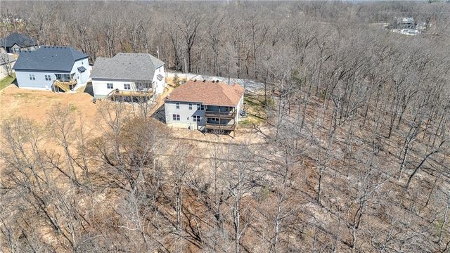 24 Kirby Drive, Bella Vista, AR 72714