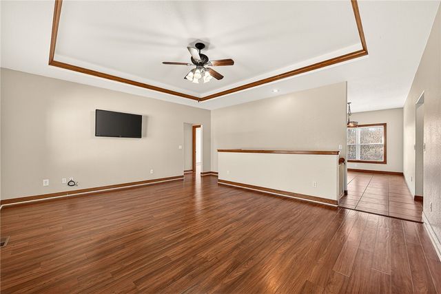 24 Kirby Drive, Bella Vista, AR 72714