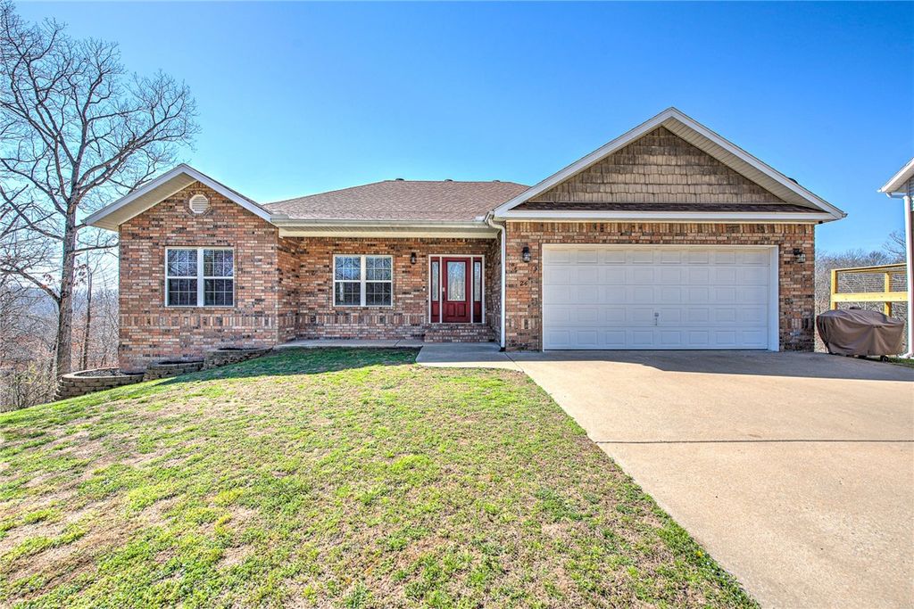 24 Kirby Drive, Bella Vista, AR 72714
