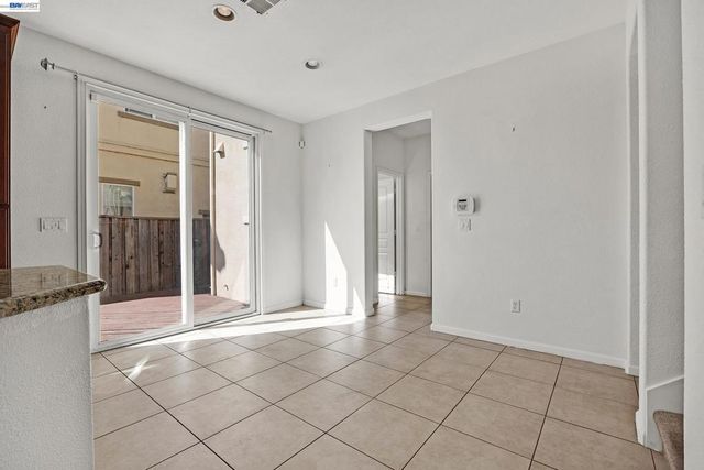 576 Herb White Way, Pittsburg, CA 94565