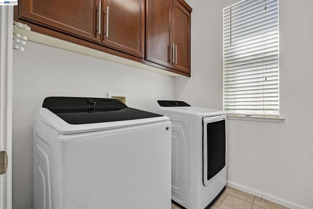 576 Herb White Way, Pittsburg, CA 94565