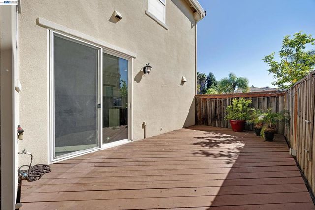 576 Herb White Way, Pittsburg, CA 94565